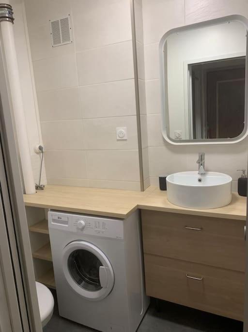 Superbe T1 Refait A Neuf, Parking, Clim, Metro Apartment Toulouse Bagian luar foto